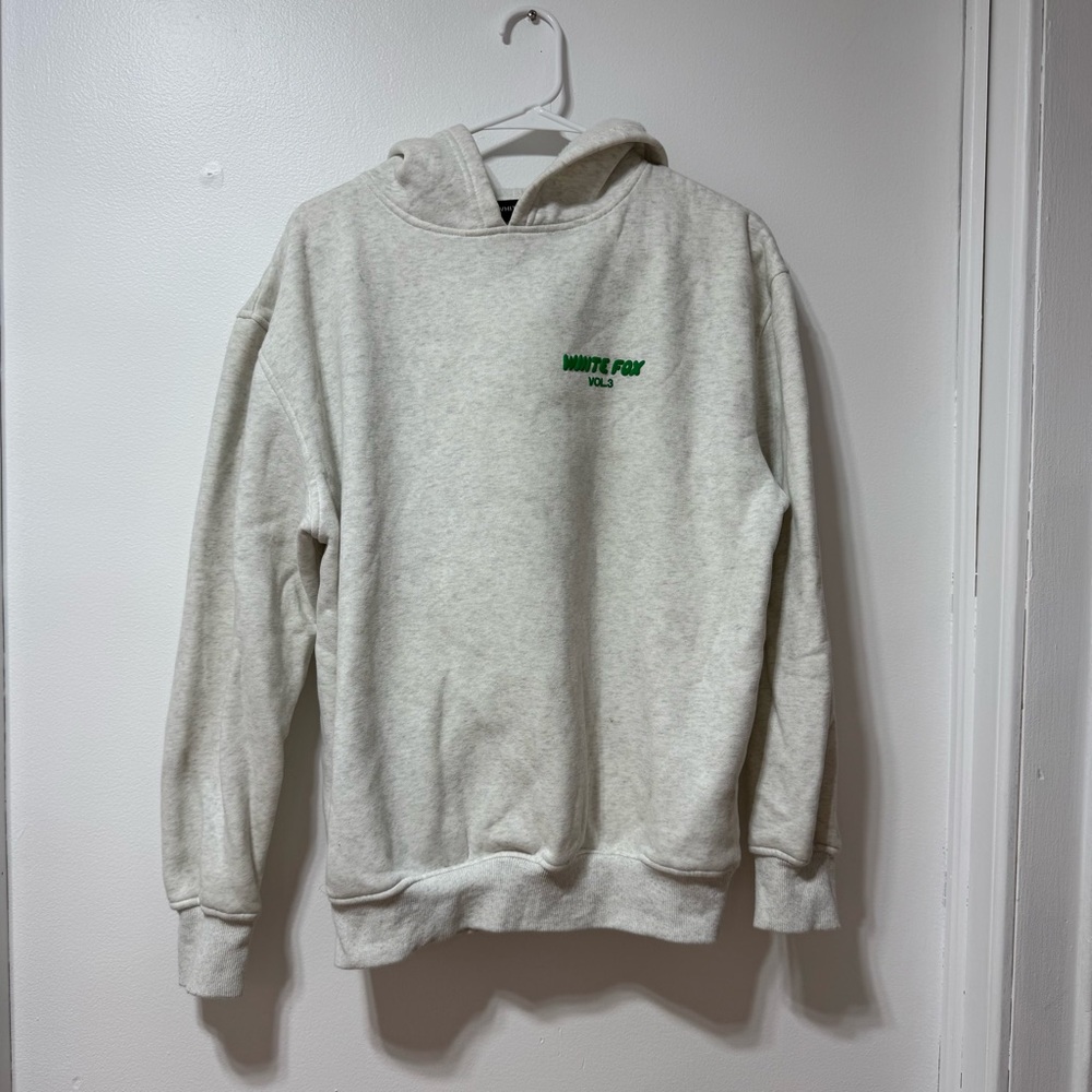 White fox hoodie - Picture 2 of 3